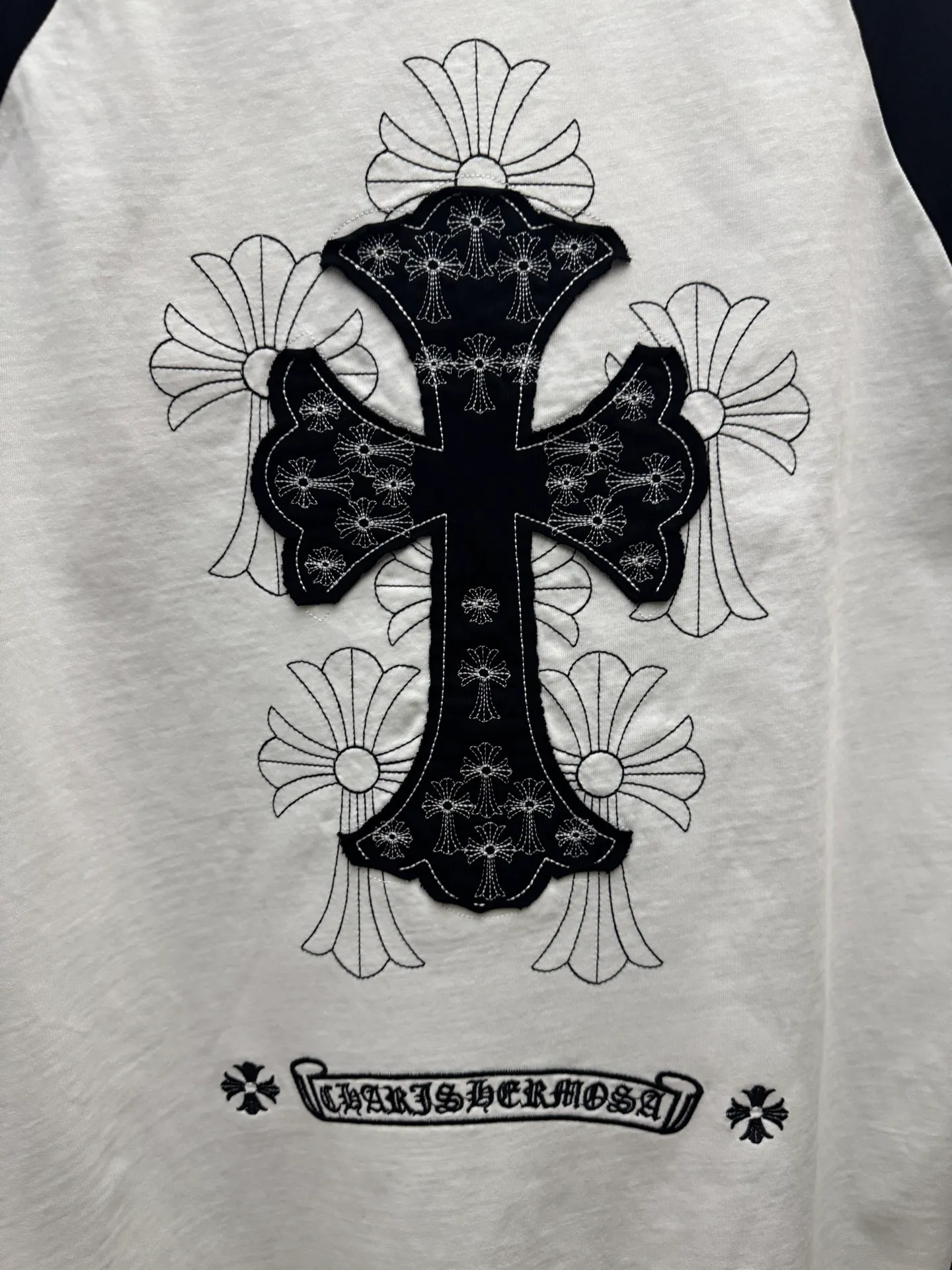 （ ， P， ） 𝗖H 2026 New Arrival Original 👑 ！ ： ➕100% 。Authentic ➕ ➕3D ➕ ： ！ ！ ：Black White Size：S M L XL ：2120